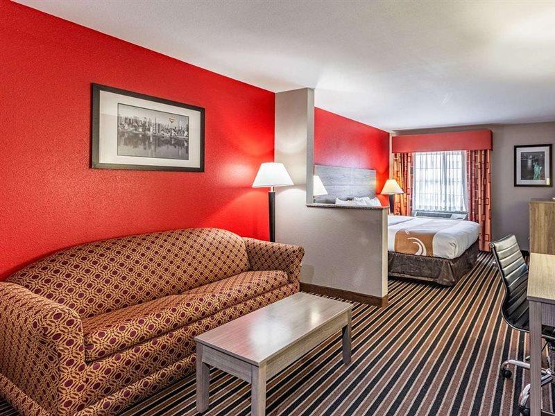 Quality Suites I-44 Талса Экстерьер фото