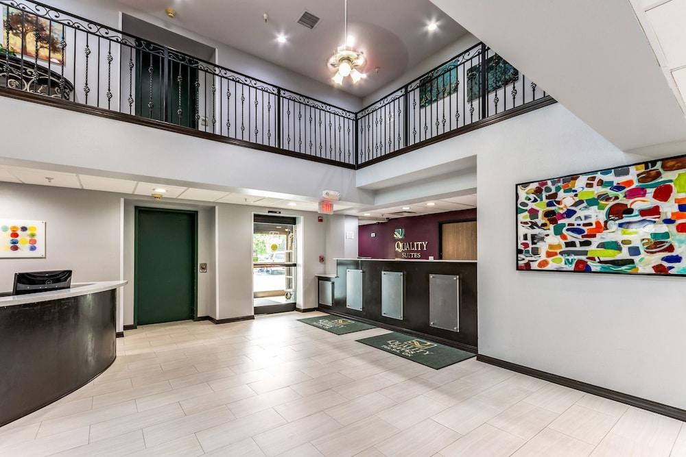 Quality Suites I-44 Талса Экстерьер фото